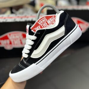 Vans Knu